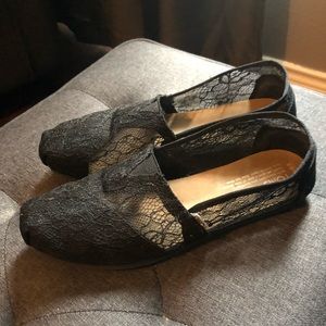 Black Lace Toms